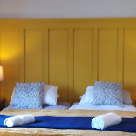 مبيت وإفطار لونغفورد Westhouse Cafe N39 E0A6 المظهر الخارجي الصورة